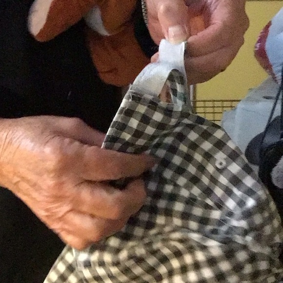 women’s cap OSFM black and white checks .. Velcro adjuster - Picture 4 of 7